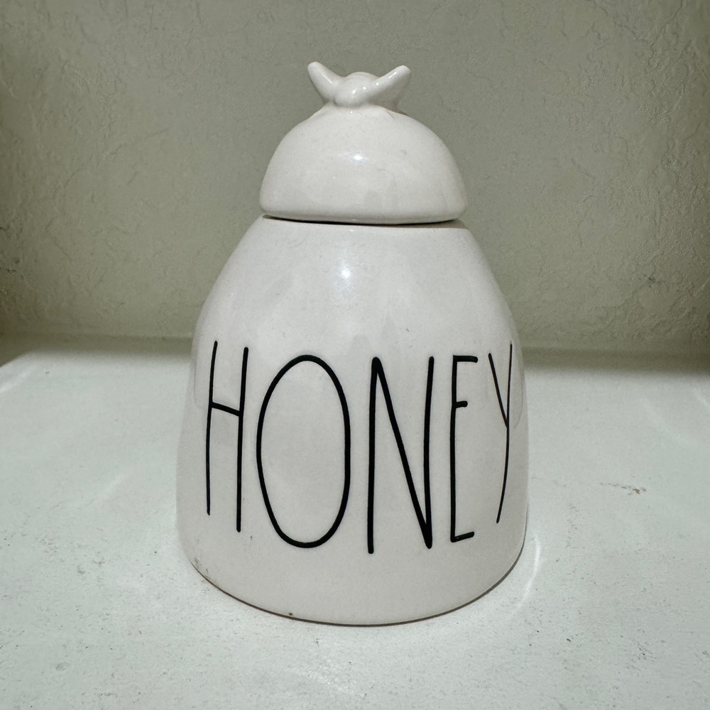 Rae Dunn honey